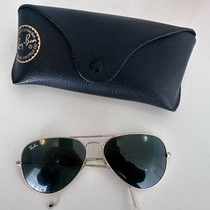 RAY-BAN AVIATOR CLASSIC SUNGLASSES
